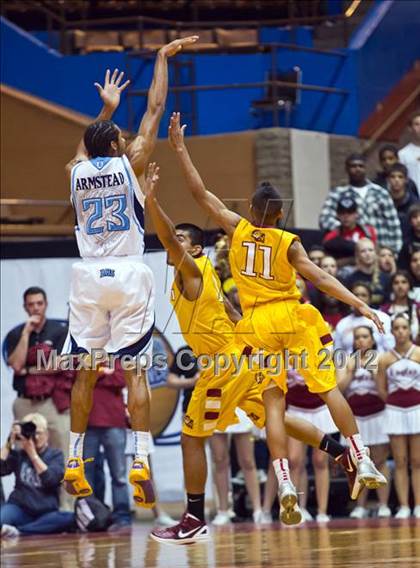 Thumbnail 2 in Clovis West vs Bullard (CIF CS D1 Final) photogallery.