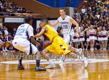 Thumbnail 1 in Clovis West vs Bullard (CIF CS D1 Final) photogallery.