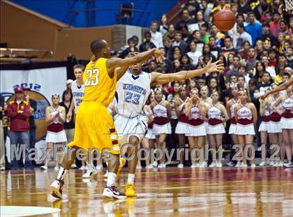 Thumbnail 2 in Clovis West vs Bullard (CIF CS D1 Final) photogallery.