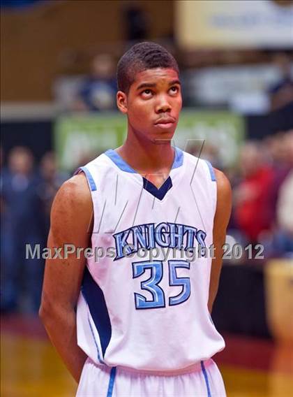 Thumbnail 1 in Clovis West vs Bullard (CIF CS D1 Final) photogallery.