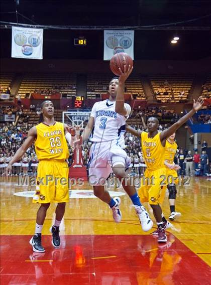 Thumbnail 2 in Clovis West vs Bullard (CIF CS D1 Final) photogallery.