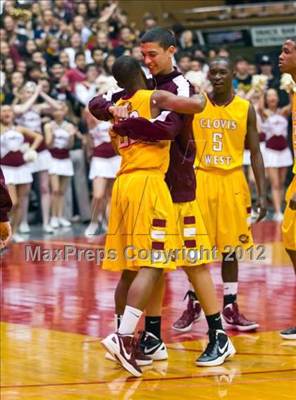 Thumbnail 2 in Clovis West vs Bullard (CIF CS D1 Final) photogallery.