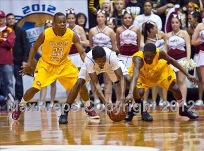 Thumbnail 1 in Clovis West vs Bullard (CIF CS D1 Final) photogallery.