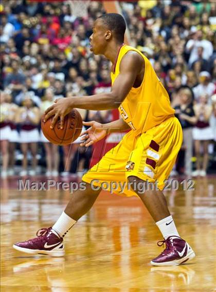 Thumbnail 1 in Clovis West vs Bullard (CIF CS D1 Final) photogallery.