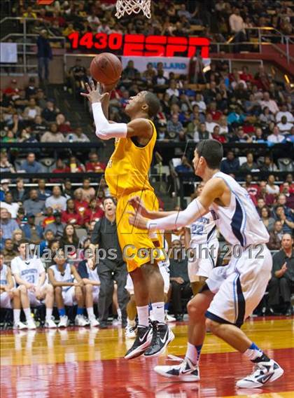Thumbnail 2 in Clovis West vs Bullard (CIF CS D1 Final) photogallery.