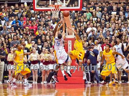Thumbnail 2 in Clovis West vs Bullard (CIF CS D1 Final) photogallery.