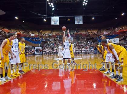 Thumbnail 3 in Clovis West vs Bullard (CIF CS D1 Final) photogallery.