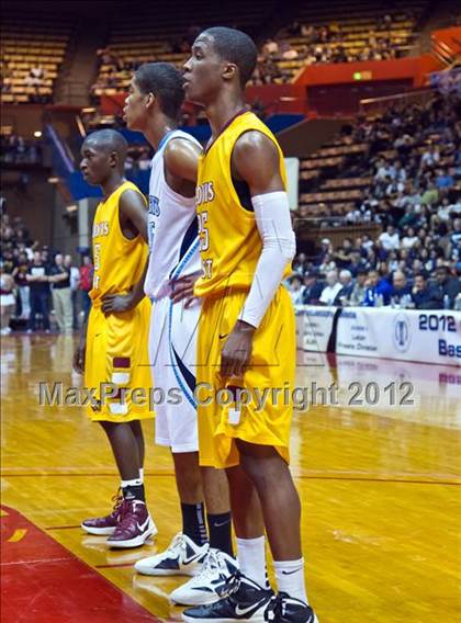 Thumbnail 3 in Clovis West vs Bullard (CIF CS D1 Final) photogallery.