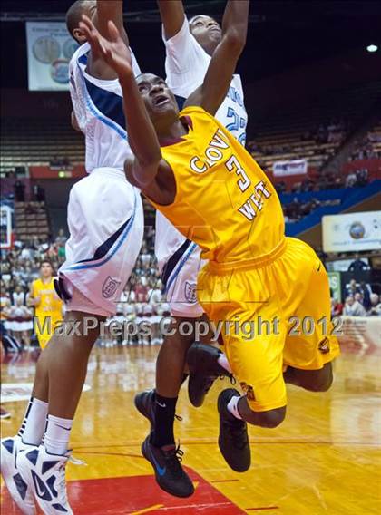 Thumbnail 1 in Clovis West vs Bullard (CIF CS D1 Final) photogallery.