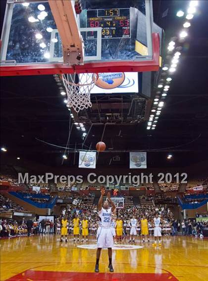 Thumbnail 3 in Clovis West vs Bullard (CIF CS D1 Final) photogallery.