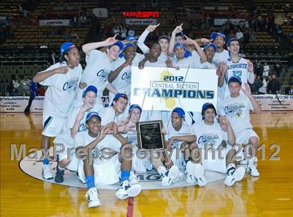 Thumbnail 1 in Clovis West vs Bullard (CIF CS D1 Final) photogallery.
