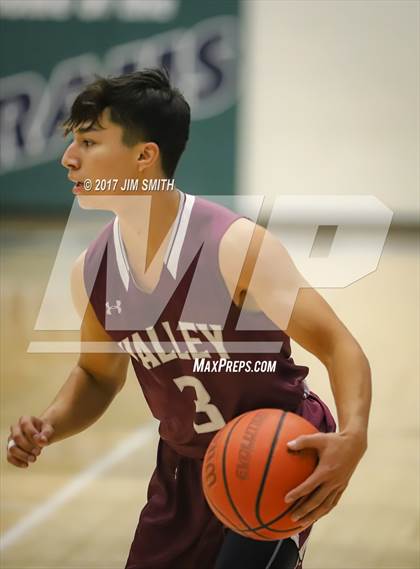 Thumbnail 1 in Valley vs. Piedra Vista (Jalene Berger Allstate Holiday Hoops Classic) photogallery.