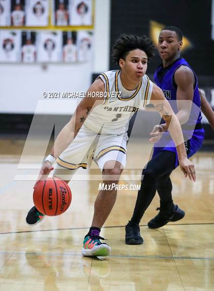 Thumbnail 2 in Hebron @ Plano East photogallery.