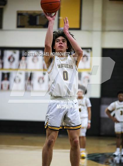 Thumbnail 2 in Hebron @ Plano East photogallery.