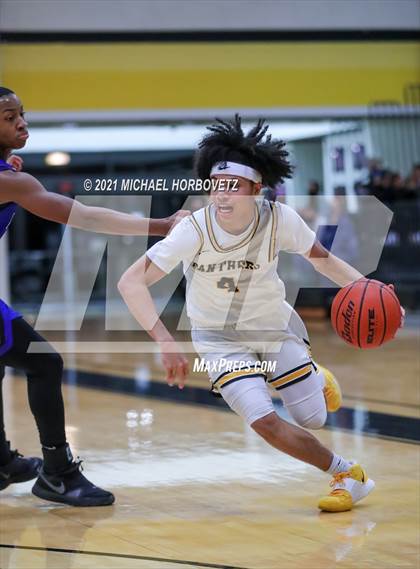 Thumbnail 1 in Hebron @ Plano East photogallery.