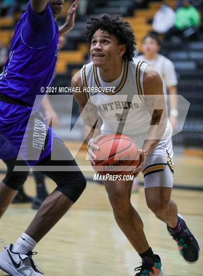 Thumbnail 1 in Hebron @ Plano East photogallery.
