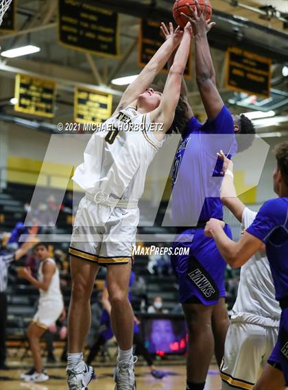 Thumbnail 2 in Hebron @ Plano East photogallery.