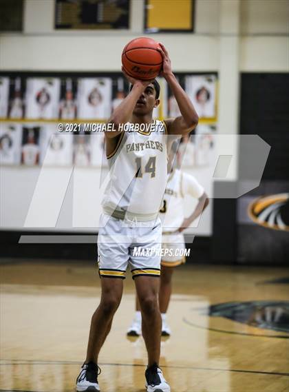 Thumbnail 1 in Hebron @ Plano East photogallery.