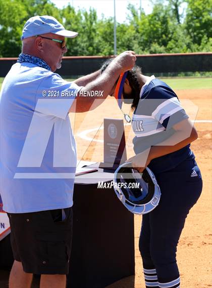 Thumbnail 1 in South Granville @ West Stanly (NCHSAA 2A Final, Game 2) photogallery.