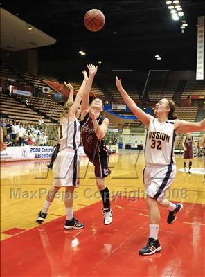 Thumbnail 2 in Fresno Christian vs. Mission Prep (CIF CS D5 Finall) photogallery.