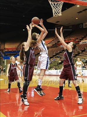Thumbnail 3 in Fresno Christian vs. Mission Prep (CIF CS D5 Finall) photogallery.