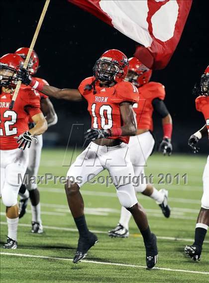 Thumbnail 2 in Guyer @ Horn photogallery.