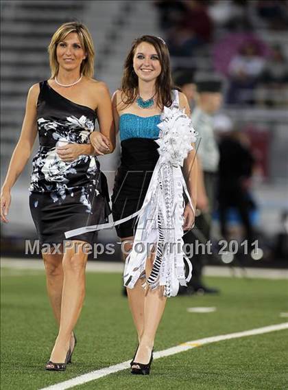 Thumbnail 1 in Guyer @ Horn photogallery.