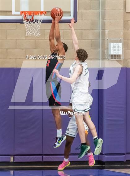 Thumbnail 2 in Sacred Heart Cathedral Preparatory vs. St. Ignatius (CIF-CCS DIII Championship) photogallery.