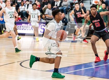 Thumbnail 3 in Sacred Heart Cathedral Preparatory vs. St. Ignatius (CIF-CCS DIII Championship) photogallery.