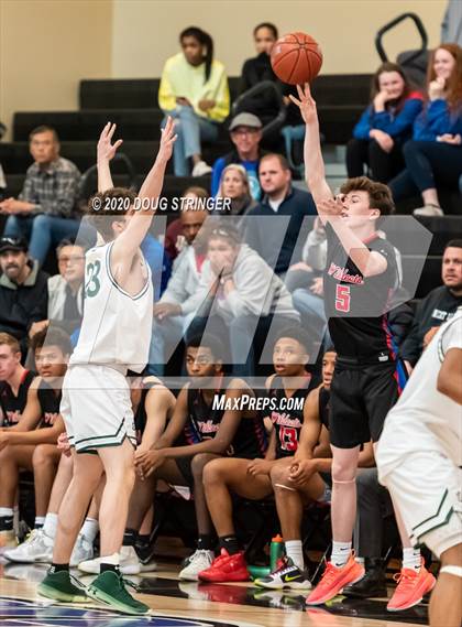 Thumbnail 1 in Sacred Heart Cathedral Preparatory vs. St. Ignatius (CIF-CCS DIII Championship) photogallery.