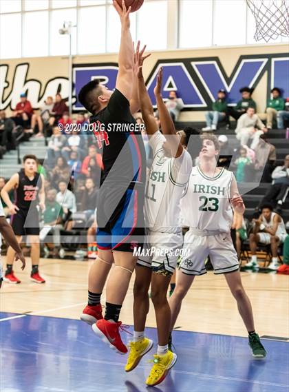 Thumbnail 2 in Sacred Heart Cathedral Preparatory vs. St. Ignatius (CIF-CCS DIII Championship) photogallery.
