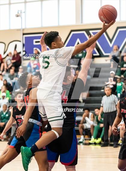 Thumbnail 1 in Sacred Heart Cathedral Preparatory vs. St. Ignatius (CIF-CCS DIII Championship) photogallery.
