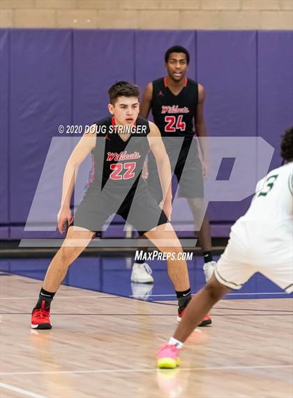 Thumbnail 3 in Sacred Heart Cathedral Preparatory vs. St. Ignatius (CIF-CCS DIII Championship) photogallery.
