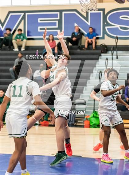 Thumbnail 1 in Sacred Heart Cathedral Preparatory vs. St. Ignatius (CIF-CCS DIII Championship) photogallery.