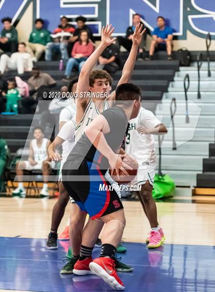 Thumbnail 1 in Sacred Heart Cathedral Preparatory vs. St. Ignatius (CIF-CCS DIII Championship) photogallery.