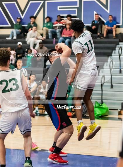 Thumbnail 2 in Sacred Heart Cathedral Preparatory vs. St. Ignatius (CIF-CCS DIII Championship) photogallery.