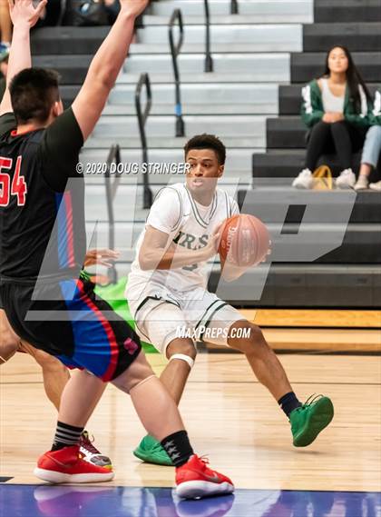 Thumbnail 1 in Sacred Heart Cathedral Preparatory vs. St. Ignatius (CIF-CCS DIII Championship) photogallery.