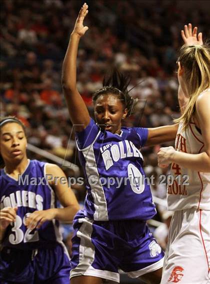 Thumbnail 1 in Steelton-Highspire vs. North Catholic (PIAA A Final) photogallery.