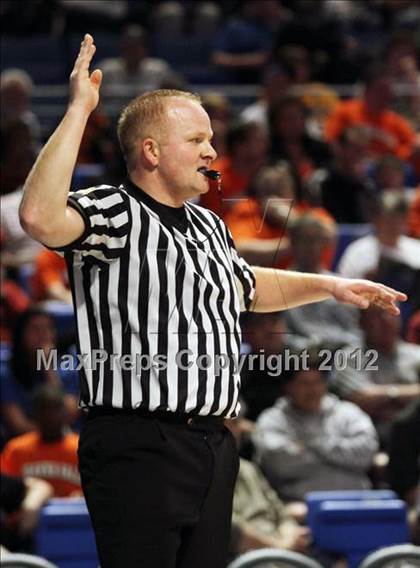 Thumbnail 1 in Steelton-Highspire vs. North Catholic (PIAA A Final) photogallery.