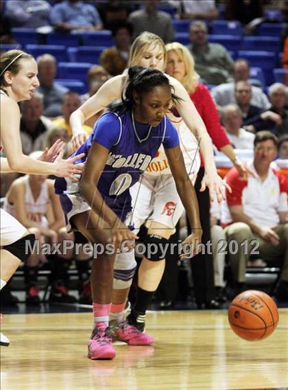 Thumbnail 3 in Steelton-Highspire vs. North Catholic (PIAA A Final) photogallery.