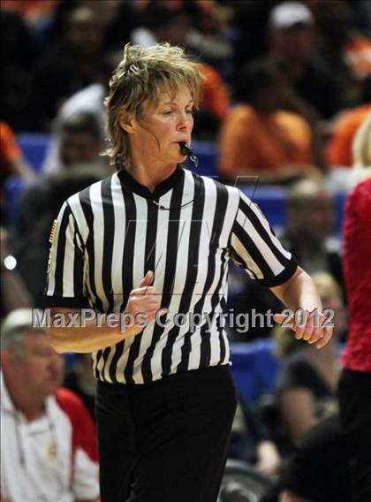 Thumbnail 2 in Steelton-Highspire vs. North Catholic (PIAA A Final) photogallery.