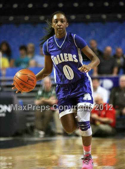 Thumbnail 1 in Steelton-Highspire vs. North Catholic (PIAA A Final) photogallery.