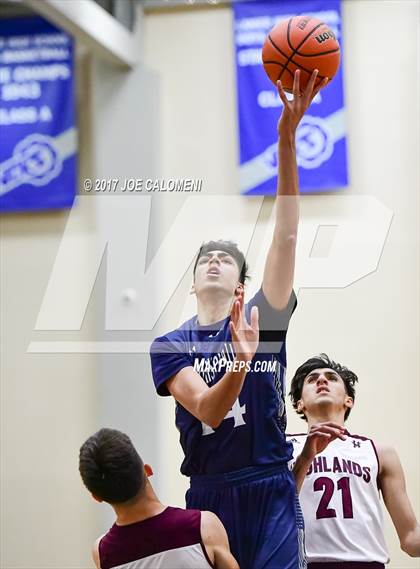 Thumbnail 3 in Smithson Valley vs Highlands (SAISD Invitational) photogallery.