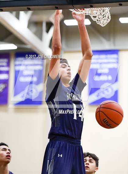 Thumbnail 1 in Smithson Valley vs Highlands (SAISD Invitational) photogallery.