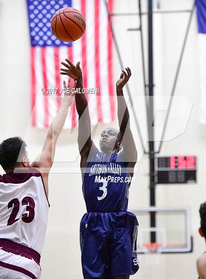 Thumbnail 2 in Smithson Valley vs Highlands (SAISD Invitational) photogallery.
