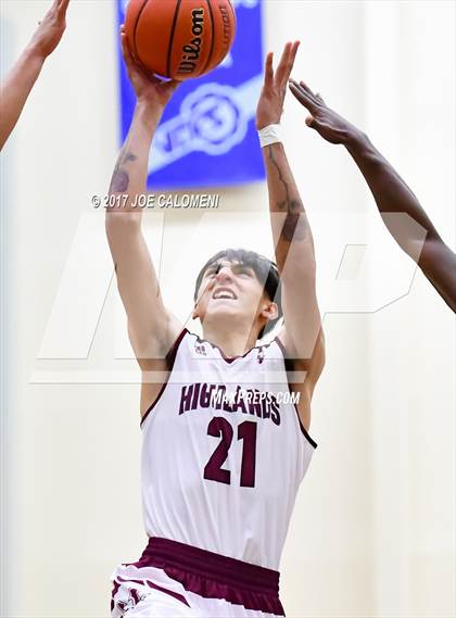 Thumbnail 3 in Smithson Valley vs Highlands (SAISD Invitational) photogallery.