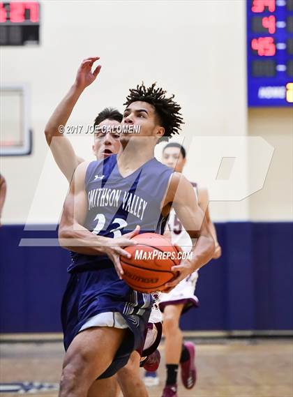 Thumbnail 3 in Smithson Valley vs Highlands (SAISD Invitational) photogallery.