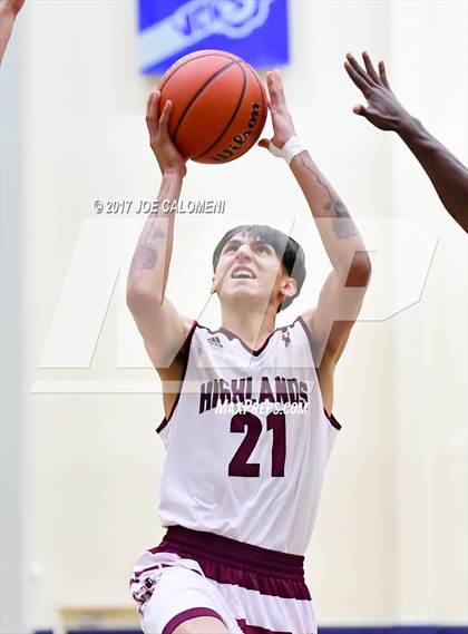 Thumbnail 2 in Smithson Valley vs Highlands (SAISD Invitational) photogallery.