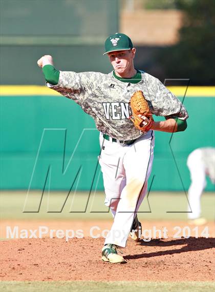 Thumbnail 3 in Parkview vs. Venice (National High School Invitational) photogallery.