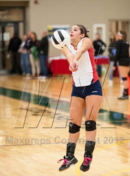 Thumbnail 1 in Medfield vs Central Catholic (Showcase of Champions Holyoke) photogallery.